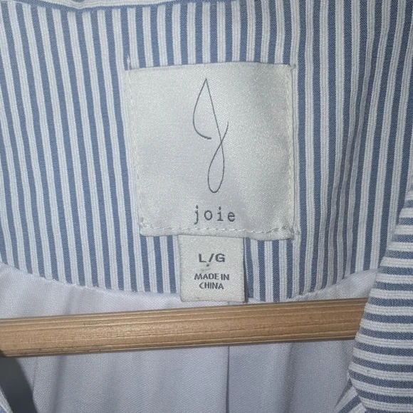 Joie White/Blue Striped Seersucker Blazer - Picture 2 of 5